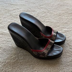 Vintage Gucci Black and Red Wedge Sandals